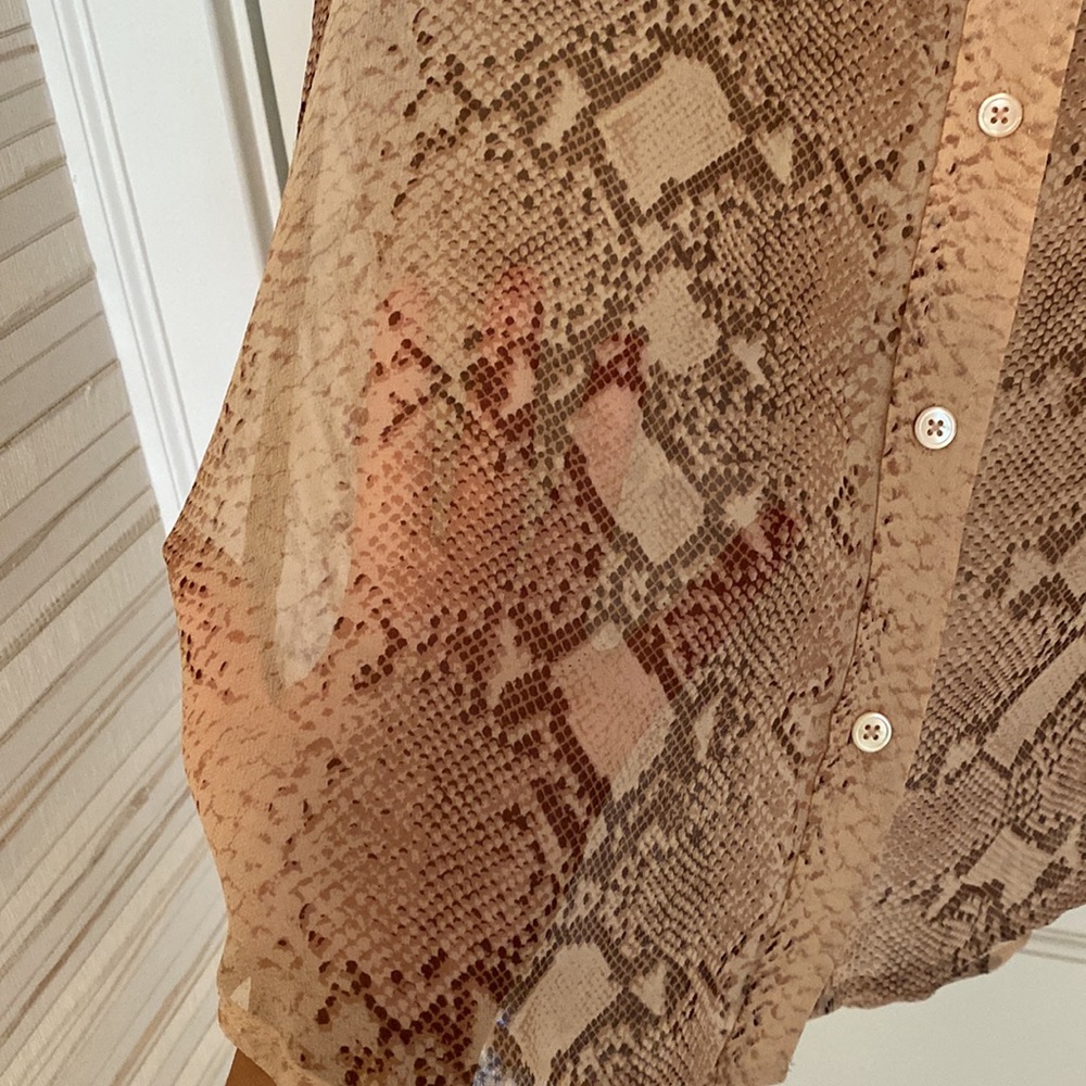 Equipment sheer snake skin button down - Picture 3 of 3